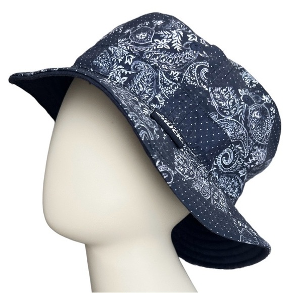 Reversible Original Chuck bucket hat navy white bandana print / navy solid OS - Picture 2 of 4